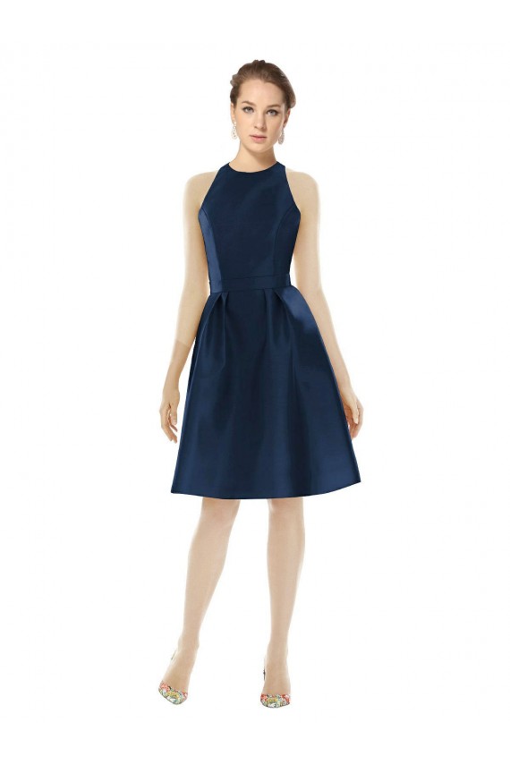 Online Dunkelmarine A-Linien Neckholder Cocktail Satin Kurze Brautjungfernkleider / Cocktailkleider / Heimkehr Kleider