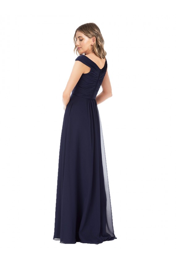 Online Dunkelmarine A-Linien Off-Schulter Chiffon Lange Brautjungfernkleider