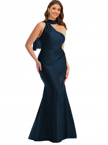 Online Dunkelmarine Meerjungfrau Eine-Schulter Neckholder Seidiger Satin Lange Formale Brautjungfernkleider / Abendkleider / Abiballkleider
