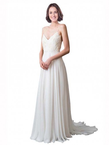Online Elfenbein A-Linien Spaghetti-Träger V-Ausschnitt Kapelle-schleppe Chiffon Spitze Strand Brautkleider