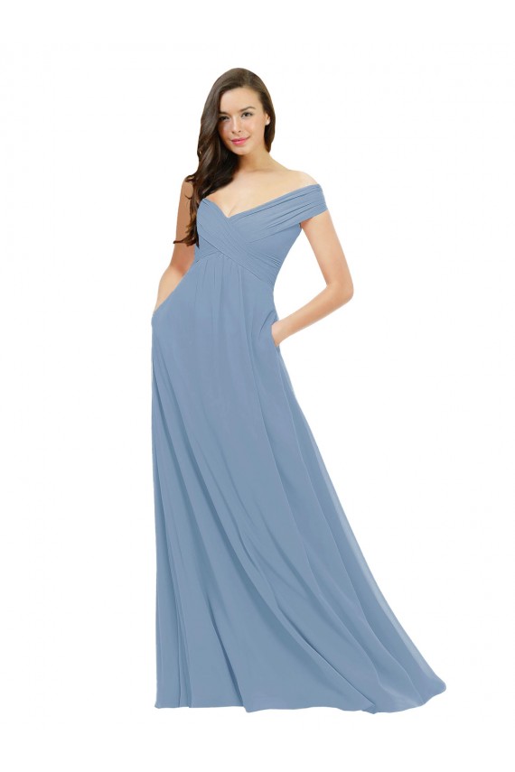 Online Staubiges Blau A-Linien Off-Schulter Chiffon Lange Brautjungfernkleider