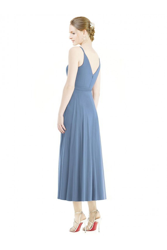 Online Staubiges Blau A-Linien Spaghetti-Träger Wadenlang Chiffon Kurze Brautjungfernkleider