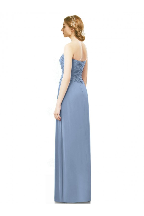Online Staubiges Blau A-Linien Trägerlos Chiffon Lange Brautjungfernkleider